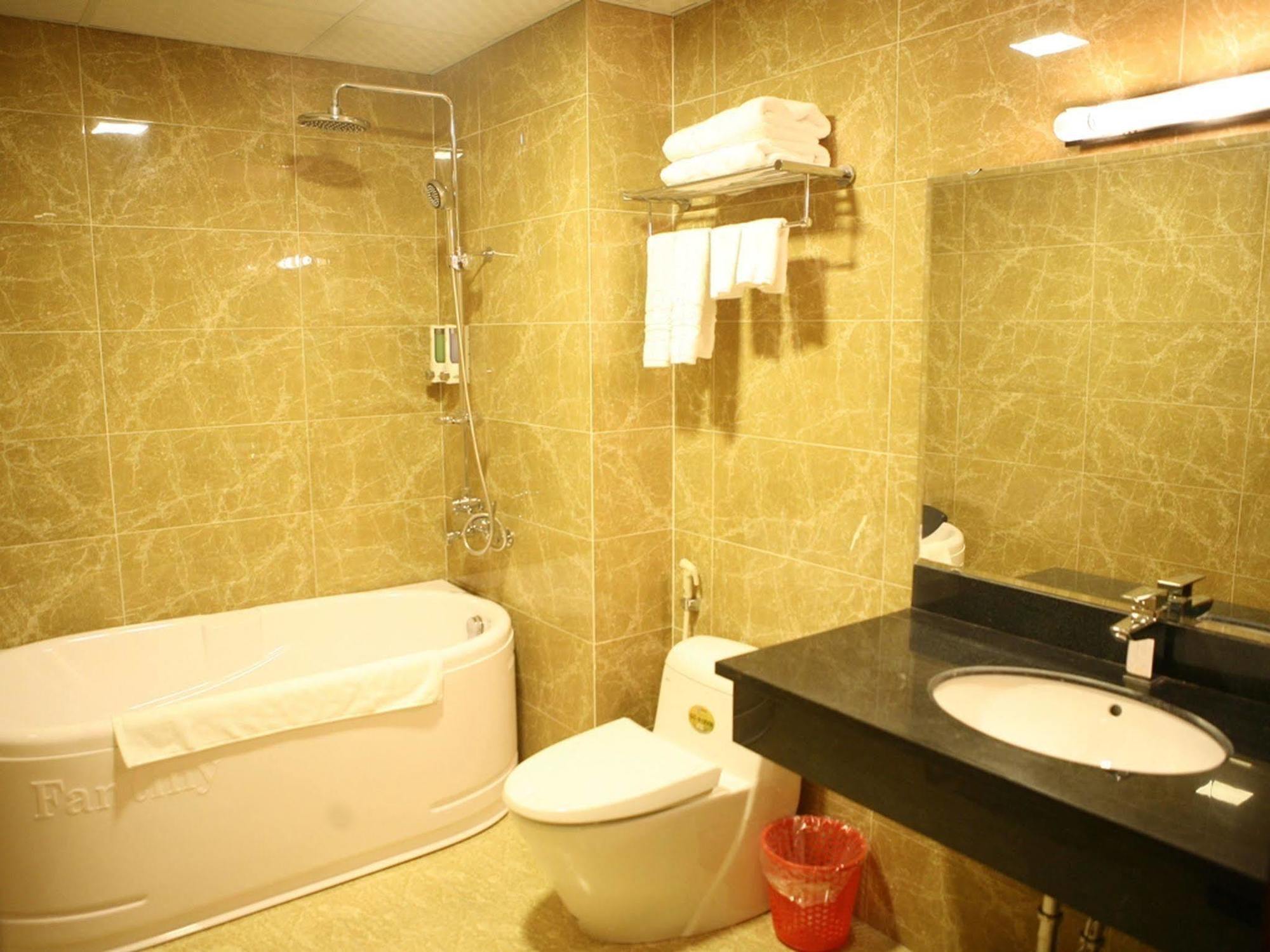 Bounty Hotel Hanoi Kültér fotó